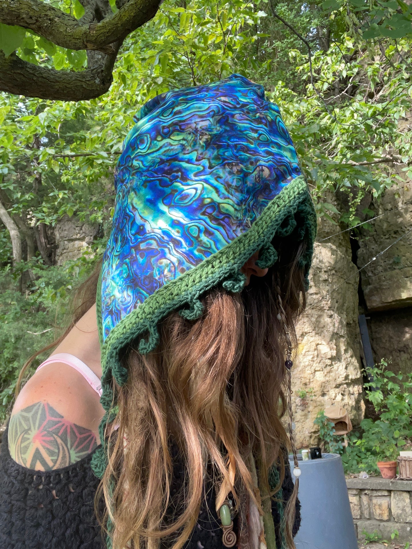A Jungle Nymph’s Hood