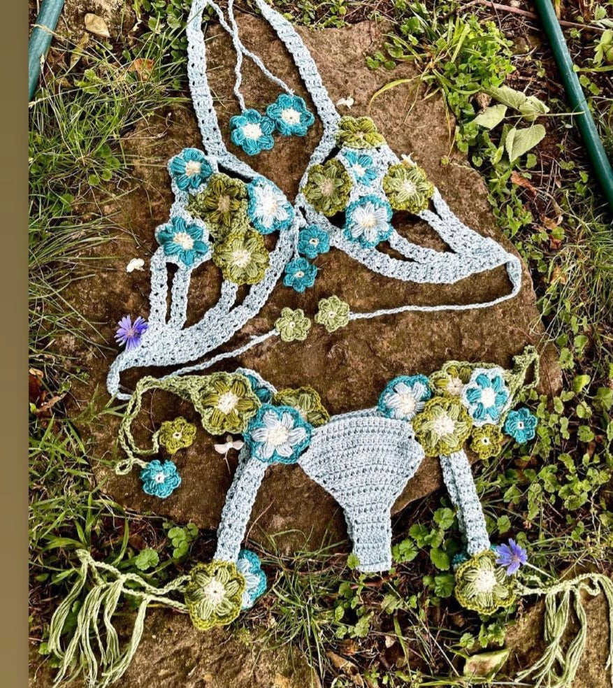 Building Blocks Series - Subscription - DIY Crochet Puff Flower and Mushroom Outfit Tutorial Series