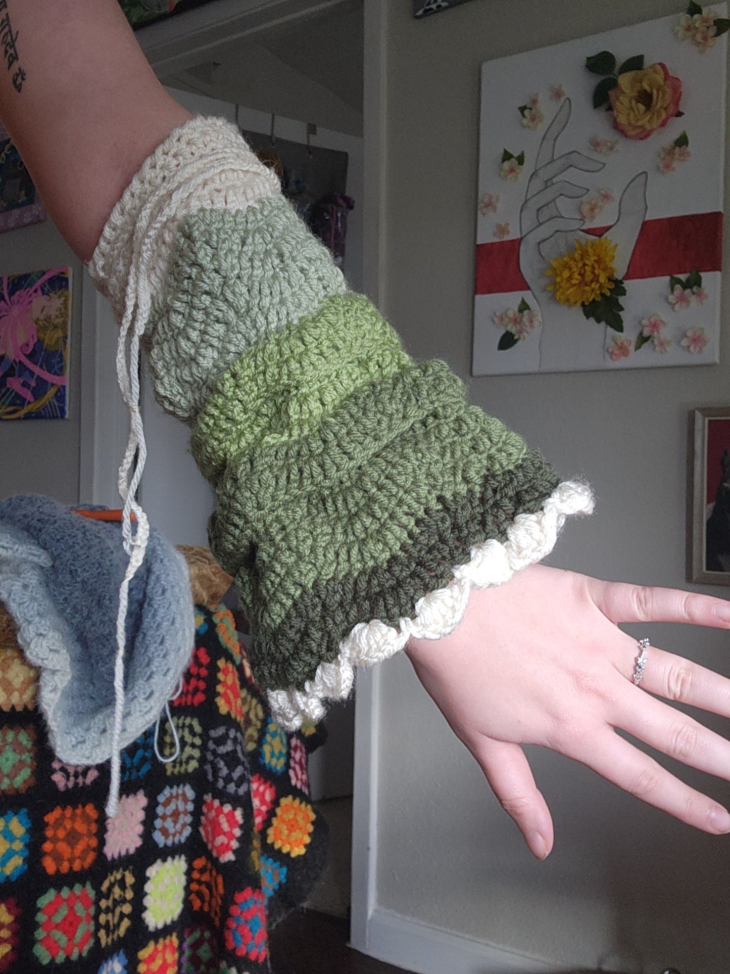 Belle Tiered Sleeve Leg/Arm Warmer - DIY Crochet Fairycore Sleeves and Leg Warmers Festival PDF Pattern